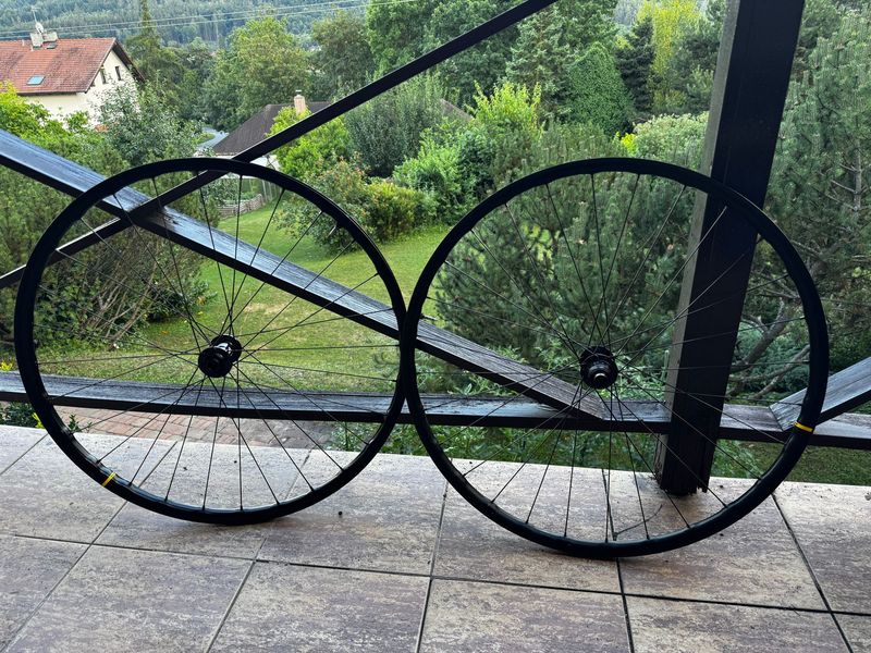 Brugt Mavic Custom MTB Wheelset /DT Wheels