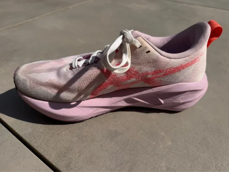 Brugt Asics Novablast 5 bike — billede 13 af 15