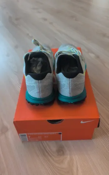 Used Nike Air Zoom Terra Kiger 3 bike — image 3 of 6