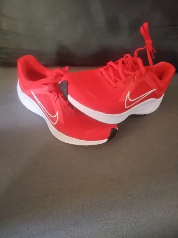 Gebrauchtes Nike Quest 5 Running Shoes