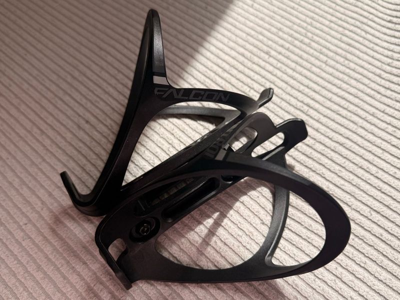 Used controltech Falcon Control Rear Bottle Cage Cycling Accessories