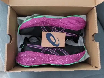 Used Asics NOVABLAST 4 Running Shoes