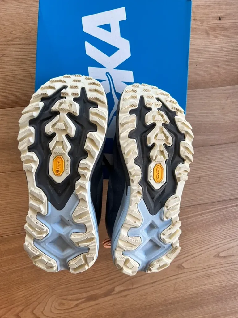 Used Hoka Mafate 5 bike — image 4 of 4