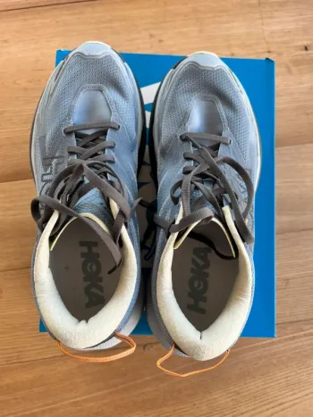 Used Hoka Mafate 5 bike — image 3 of 4