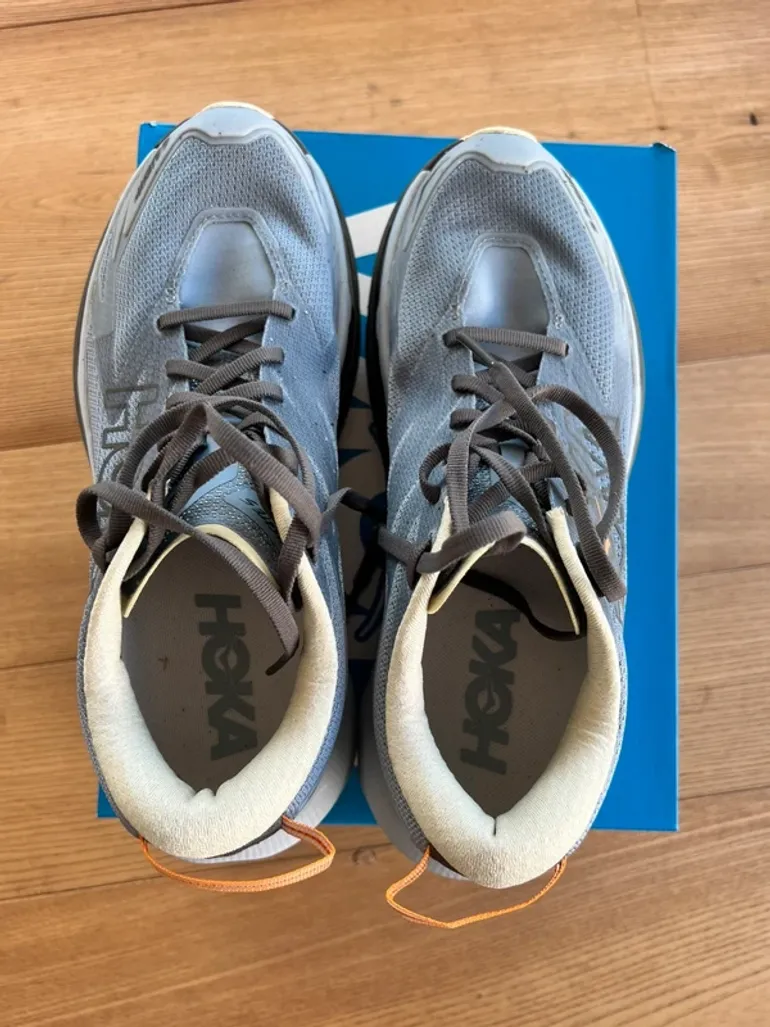 Used Hoka Mafate 5 bike — image 3 of 4