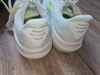 Used Brooks GHOST 17 bike — image 5 of 14