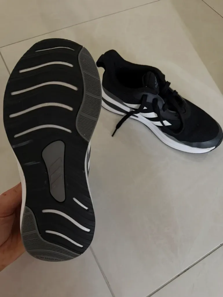 Brugt Adidas running shoes bike — billede 2 af 3