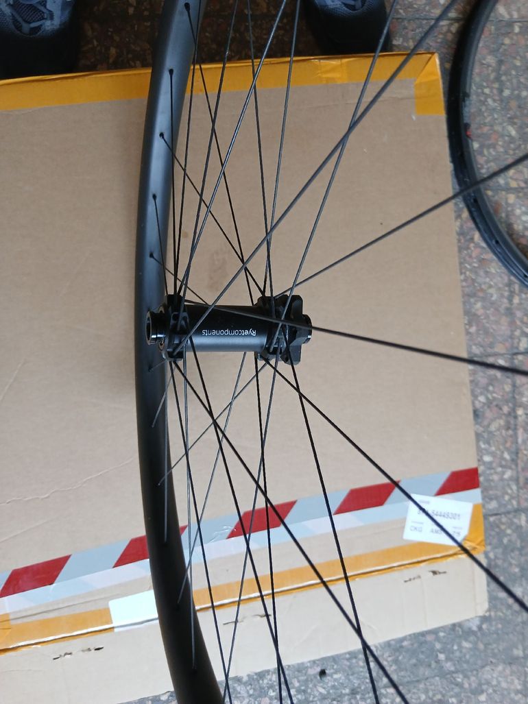 Used Ryet 29er MTB Wheelset bike — image 2 of 7