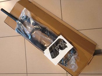 Used Fox Performance 38 Fork