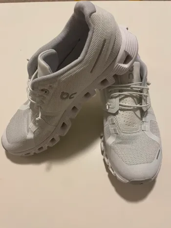 Used On Running Cloud bike — image 2 of 6