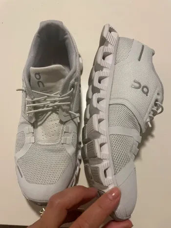 Used On Running Cloud bike — image 6 of 6