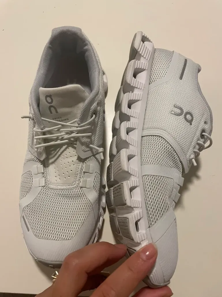 Used On Running Cloud bike — image 6 of 6