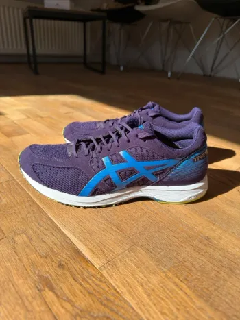 Tweedehands Asics Tartherzeal 6 Running Shoes