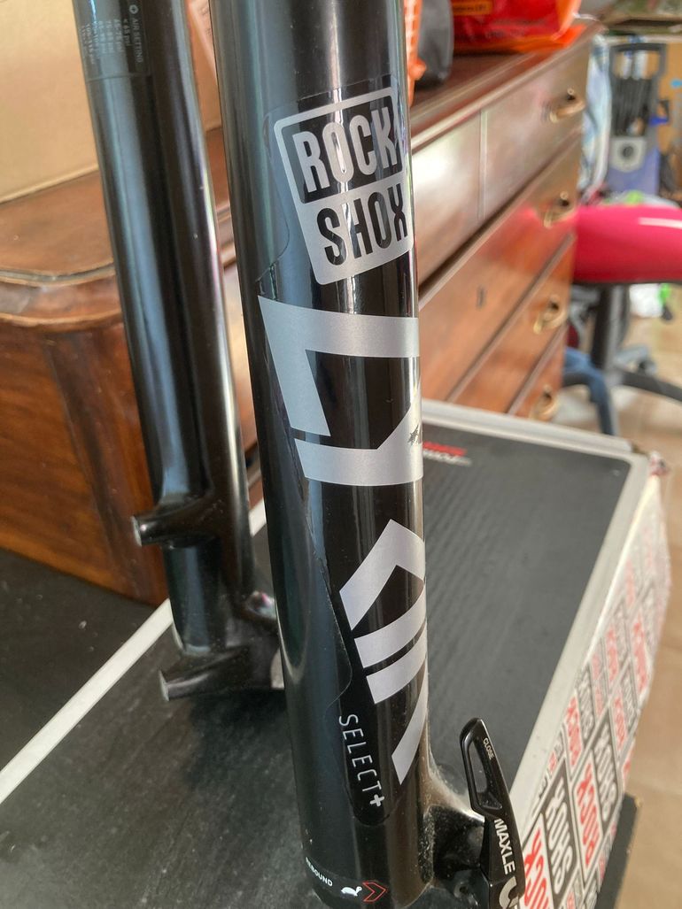Brugt RockShox Lyrik Select+ bike — billede 3 af 8