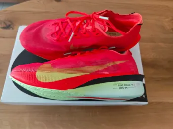 Used Nike Vaporfly Next Zoomx 4 Running Shoes