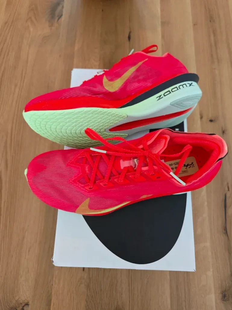 Used Nike Vaporfly Next Zoomx 4 bike — image 7 of 8