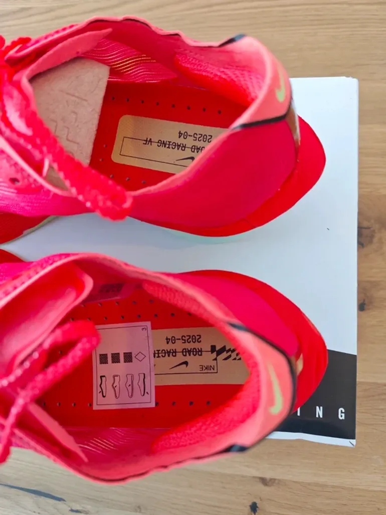 Used Nike Vaporfly Next Zoomx 4 bike — image 4 of 8