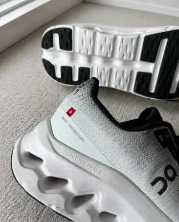 Tweedehands On Running Cloutilt bike — afbeelding 3 van 7