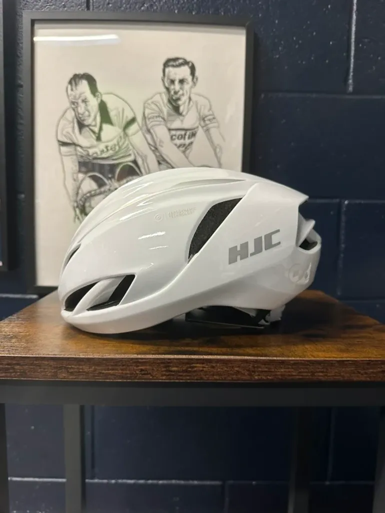 Brugt Hjc Furion 3 2026 bike — billede 4 af 14
