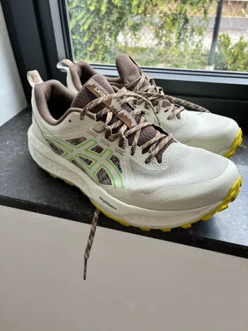 Używany Asics Running Shoes Running Shoes