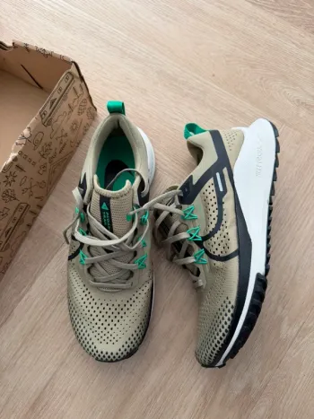 Used Pegasus React Trail 4 Running Shoes