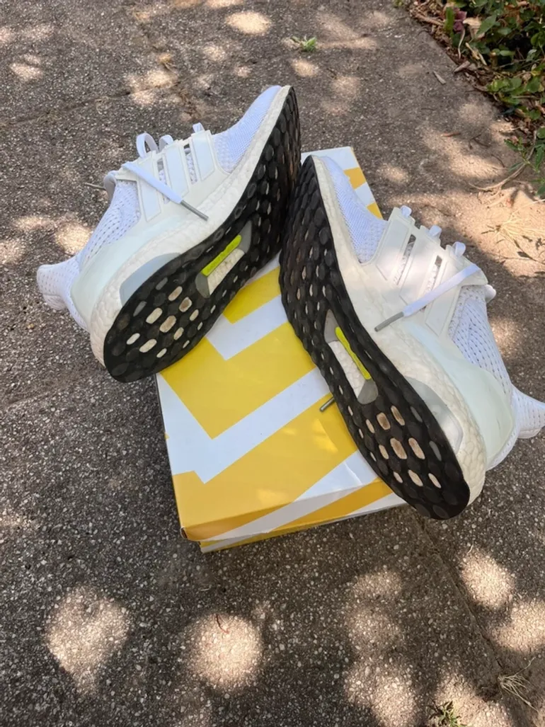 Adidas Ultraboost 1.0 bike usato — immagine 4 di 7
