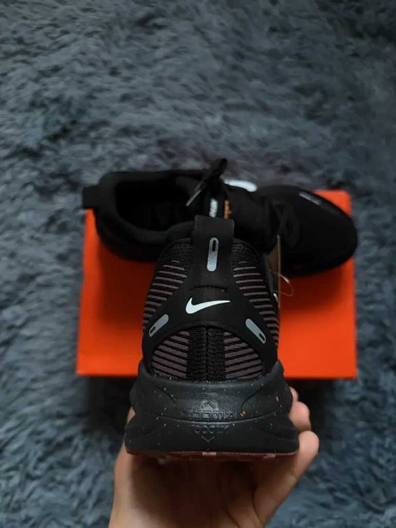 Tweedehands Nike Vomero 18 bike — afbeelding 5 van 8