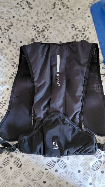 Used Decathlon kiprun 5l 2026 Hiking