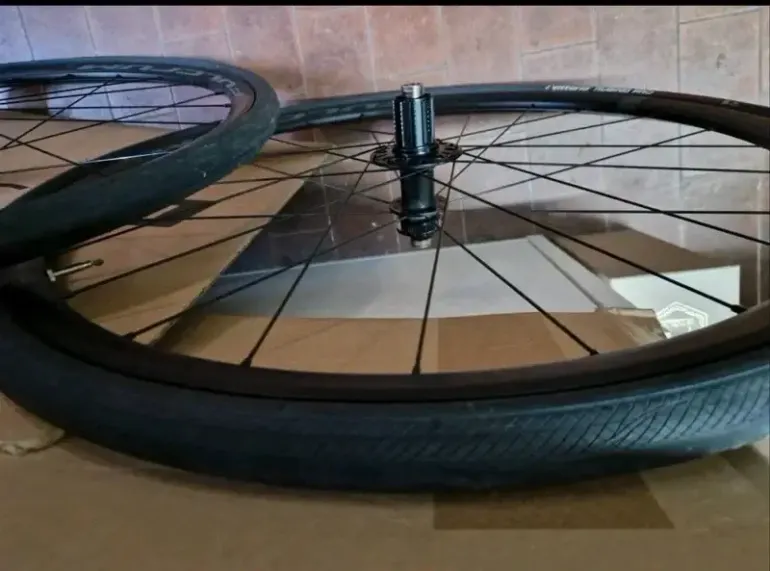 Brugt Fulcrum Racing 600 Road 2025 bike — billede 9 af 11