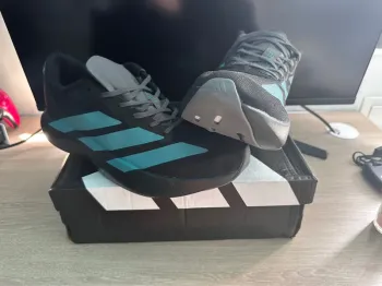 Käytetty Adidas adizero EVO SL Running Shoes