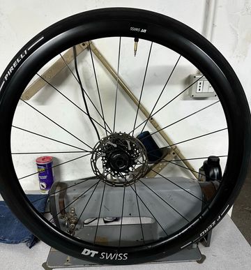 Tweedehands Dt Swiss spine bike — afbeelding 1 van 9
