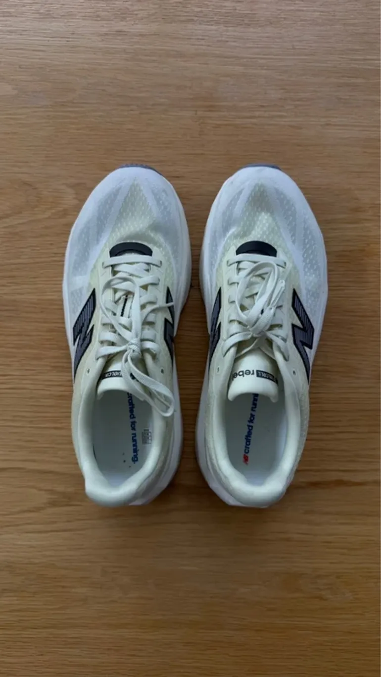 Gebrauchtes New Balance Rebel v5 bike — Bild 2 von 3