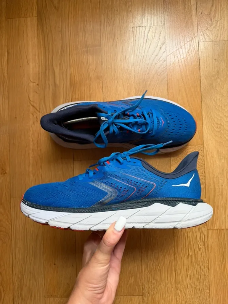 Used Hoka Arahi 5 bike — image 6 of 15