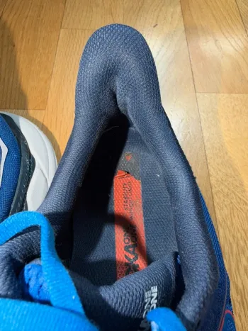 Used Hoka Arahi 5 bike — image 7 of 15