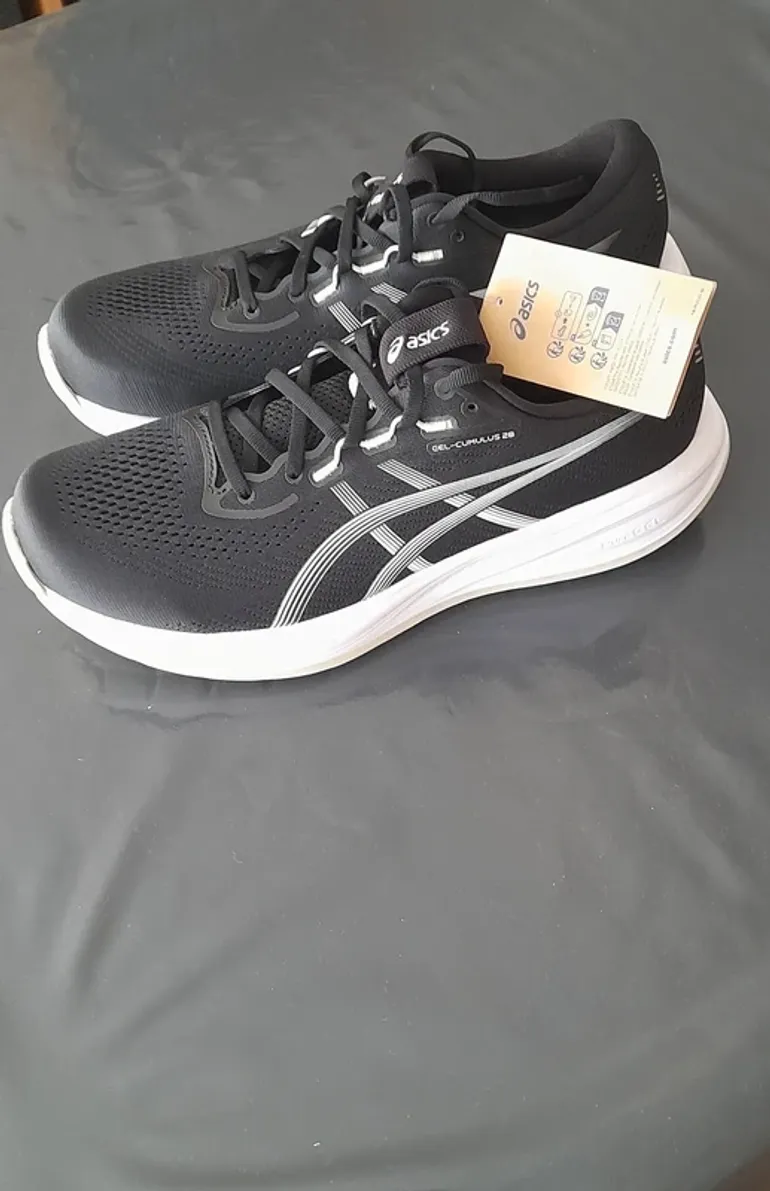 Używany Asics Gel-Cumulus 28 bike — zdjęcie 2 z 9