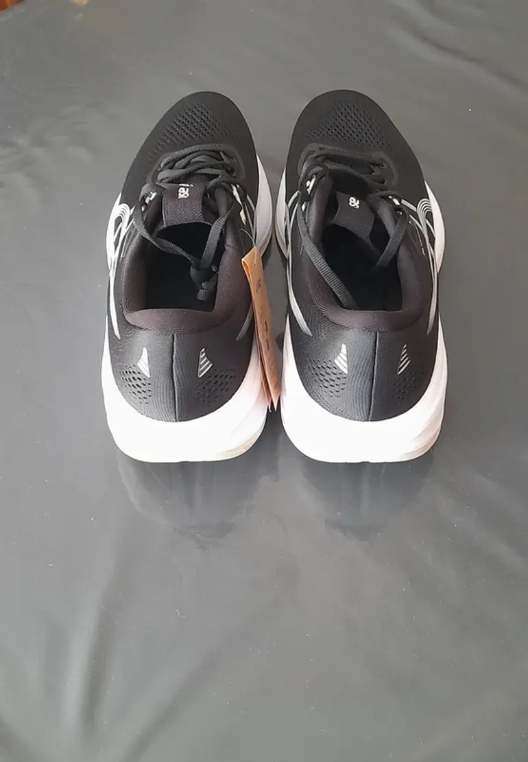 Używany Asics Gel-Cumulus 28 bike — zdjęcie 3 z 9