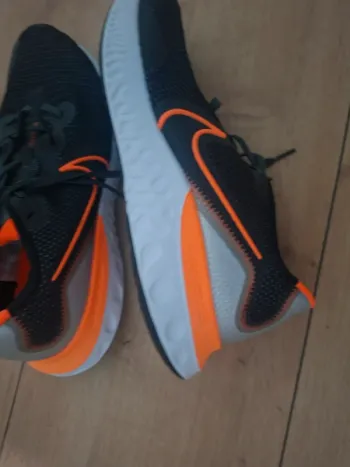 Used Nike Laufschuhe bike — image 4 of 4