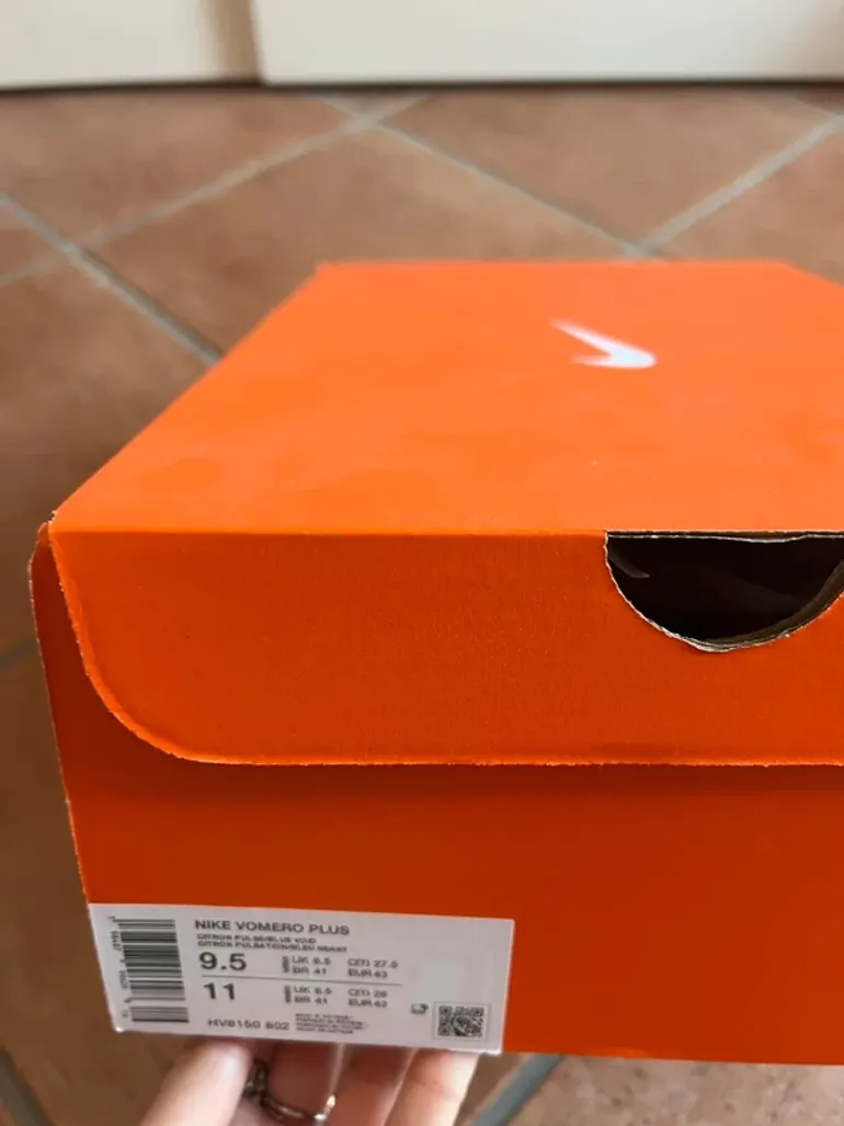 Used Nike Vomero Plus bike — image 9 of 10
