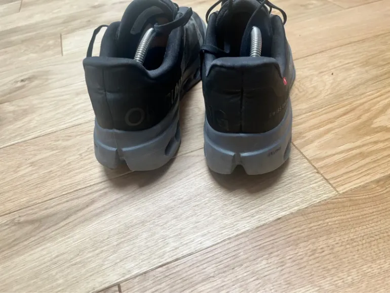 Used On Running On Cloud bike — image 4 of 7