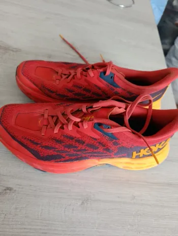 Used Hoka Running Shoes 43.3 bike — image 5 of 5