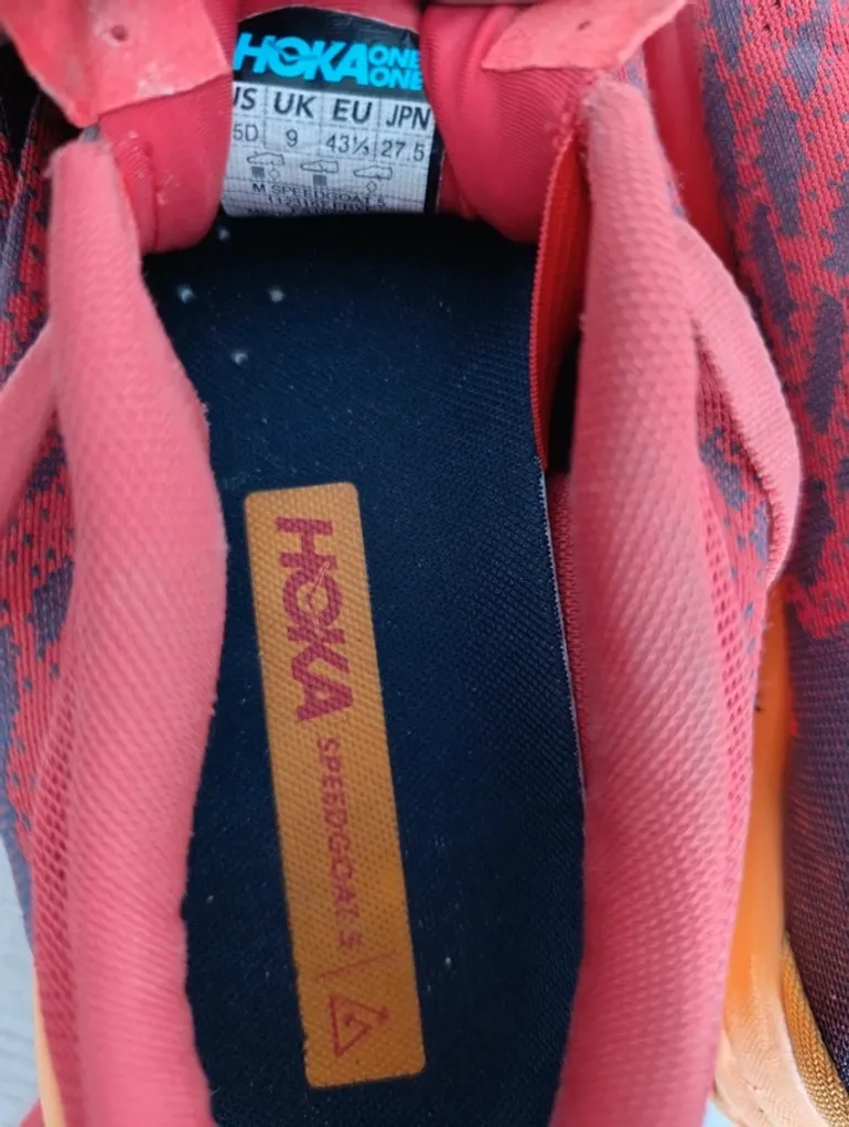 Used Hoka Running Shoes 43.3 bike — image 4 of 5