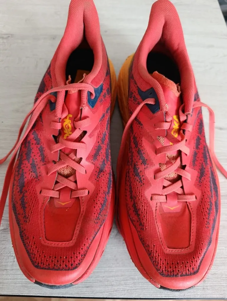 Used Hoka Running Shoes 43.3 bike — image 2 of 5