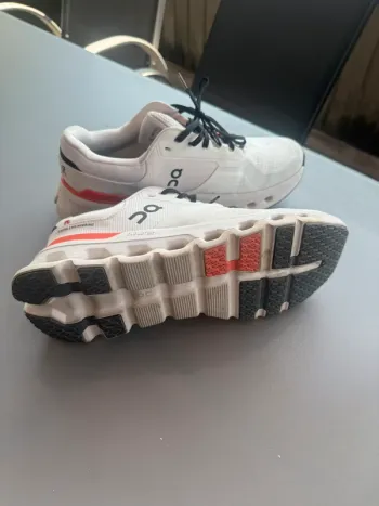 Used On Running Cloud bike — image 3 of 4