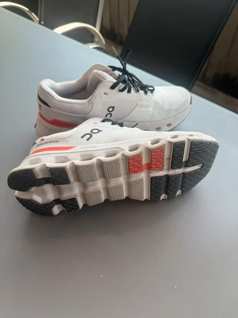 Used On Running Cloud bike — image 3 of 4