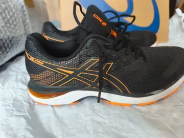 Gebrauchtes Asics Running Shoes Running Shoes
