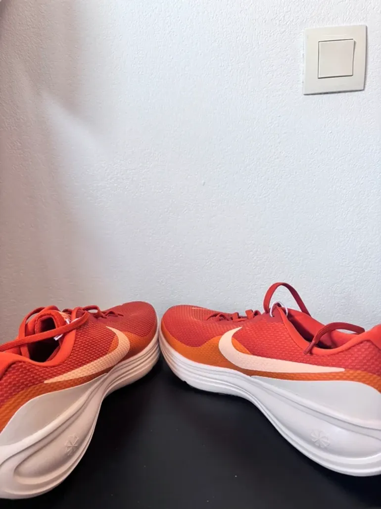 Used Nike Revolution 8 bike — image 3 of 5