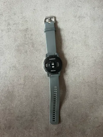 Used Garmin Vivoactive 4 bike — image 8 of 13