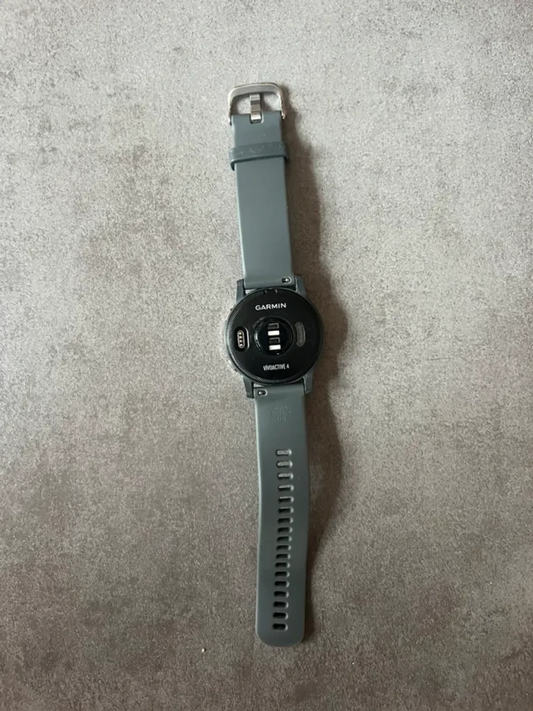 Used Garmin Vivoactive 4 bike — image 8 of 13
