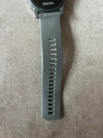 Used Garmin Vivoactive 4 bike — image 11 of 13