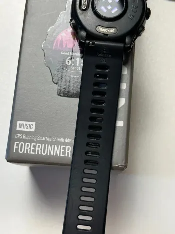 Used Garmin Forerunner 255 Music bike — image 9 of 11